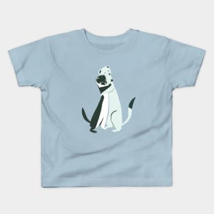 Weasel hugs in blue Kids T-Shirt